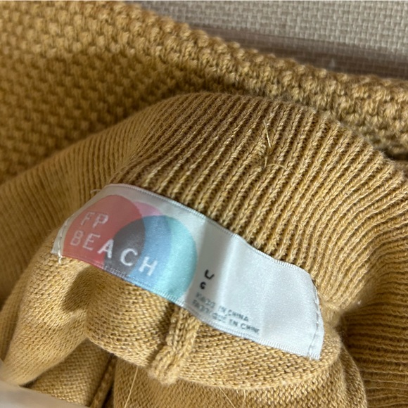 ✨ SALE✨ Free People Hailee Turtleneck Knit Set - Mustard Sunset Yellow Tan - Picture 4 of 4